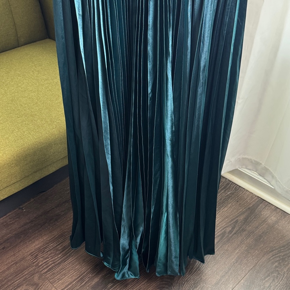 Elegant Teal Satin Maxi Dress - Picture 2 of 4